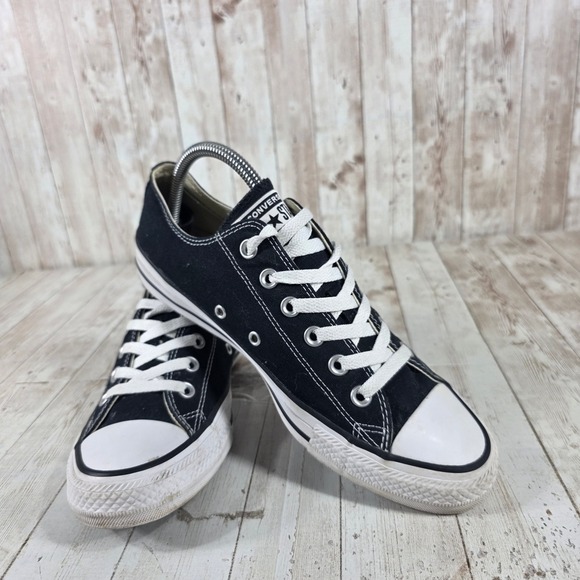 Converse Chuck Taylor All Star Low Top Black White Canvas Sneakers Womens 7 - Picture 6 of 8